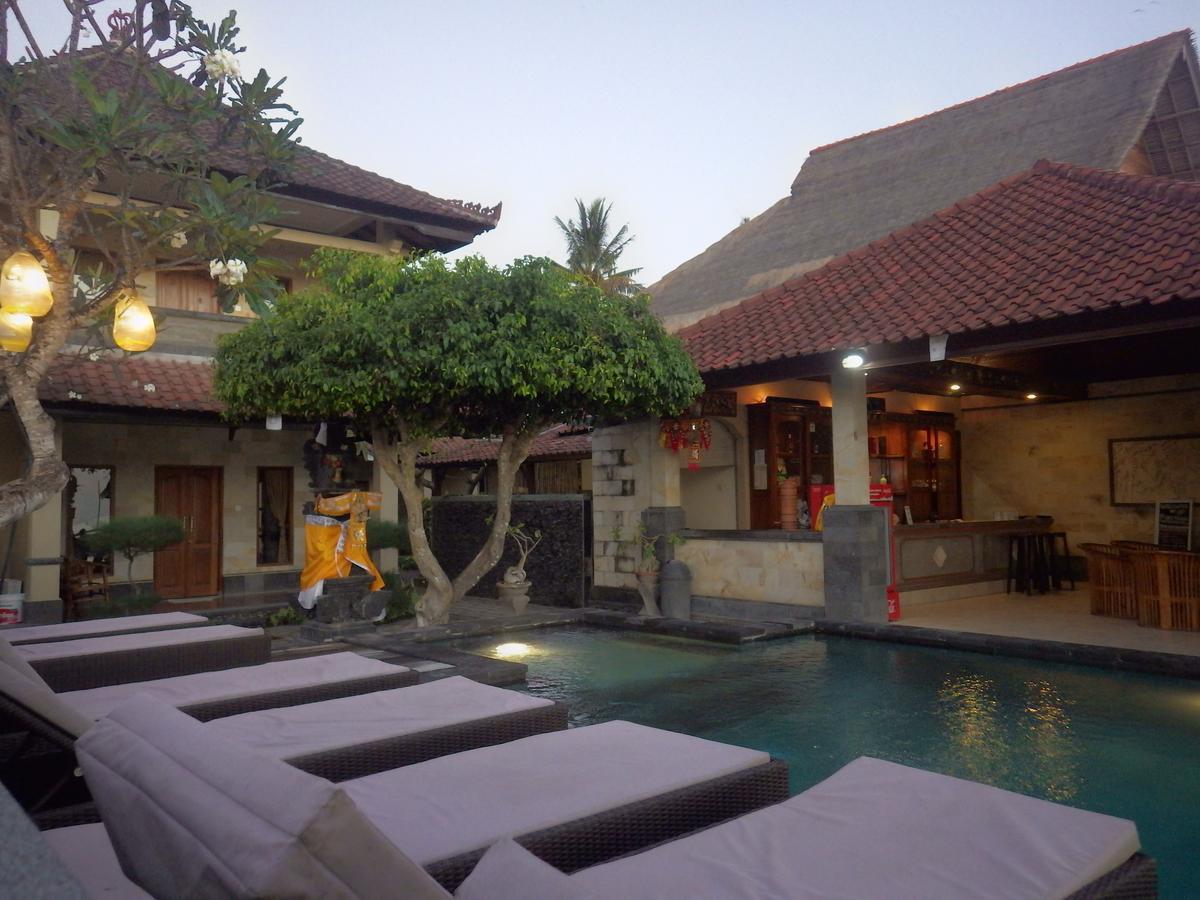 Puri Nusa Beach Hotel Lembongan Kültér fotó