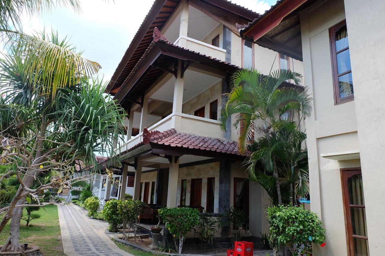 Puri Nusa Beach Hotel Lembongan Kültér fotó
