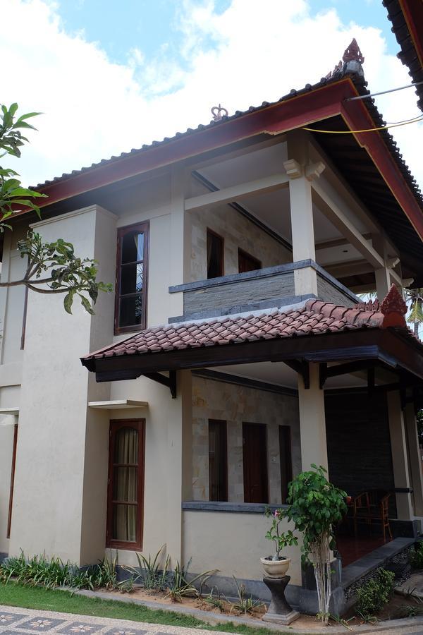 Puri Nusa Beach Hotel Lembongan Kültér fotó