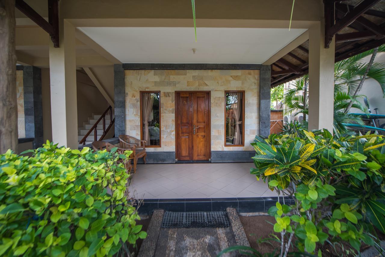 Puri Nusa Beach Hotel Lembongan Kültér fotó