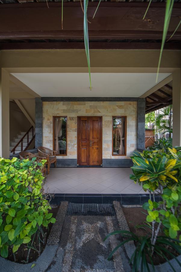Puri Nusa Beach Hotel Lembongan Kültér fotó