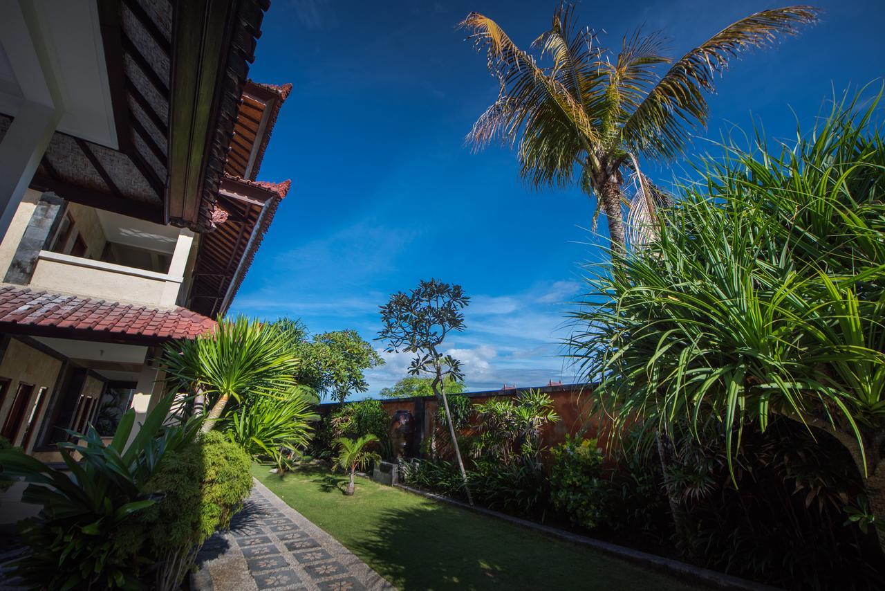 Puri Nusa Beach Hotel Lembongan Kültér fotó