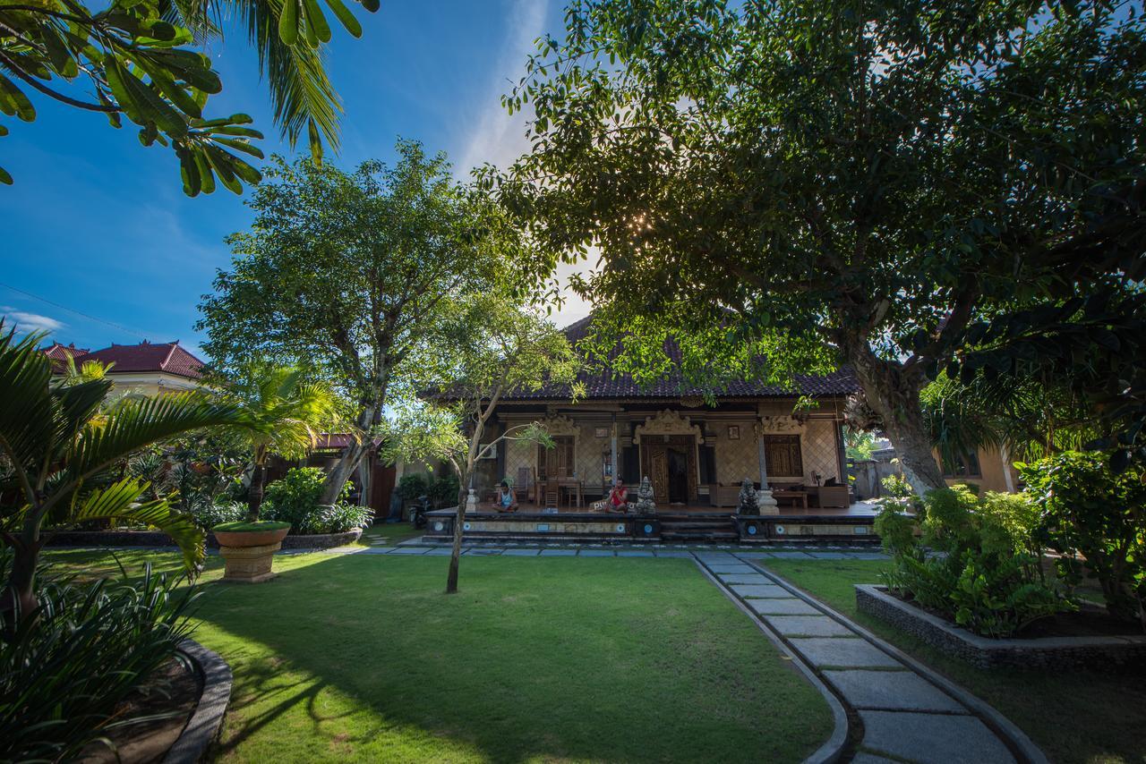 Puri Nusa Beach Hotel Lembongan Kültér fotó